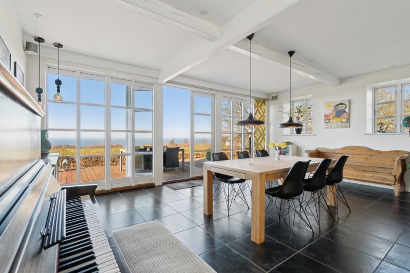 Property image number 8