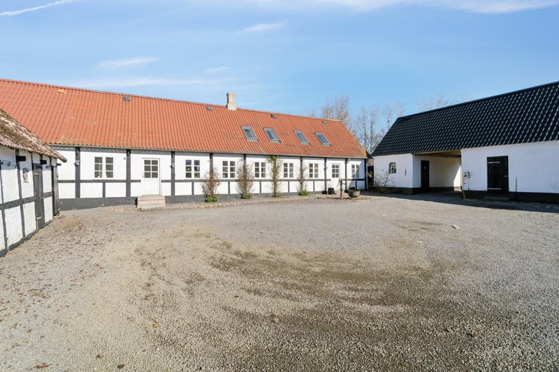 Property image number 3