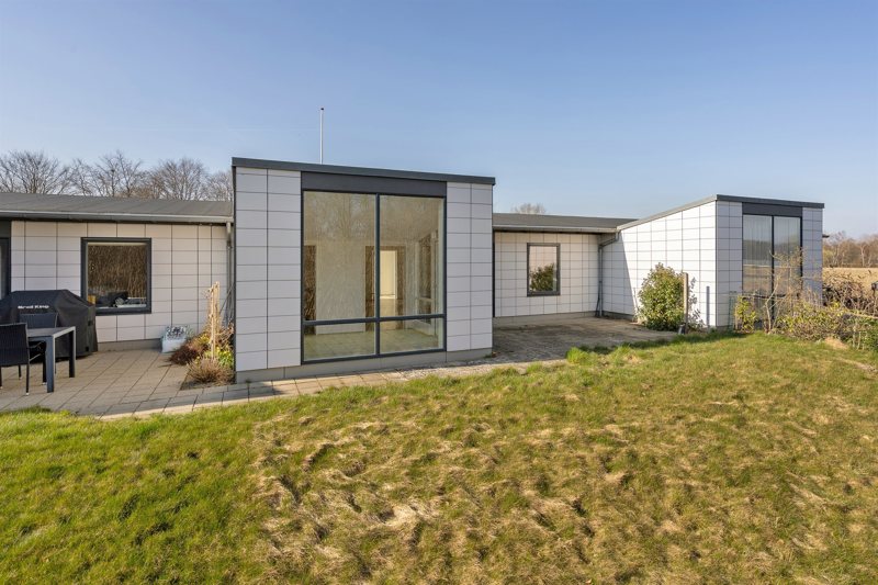 Property image number 3
