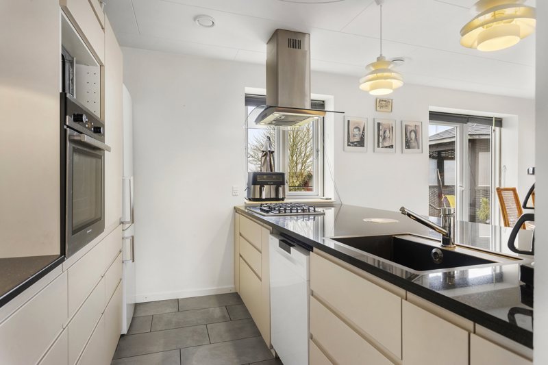 Property image number 6