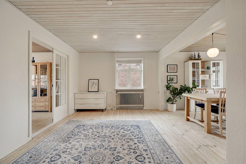 Property image number 9