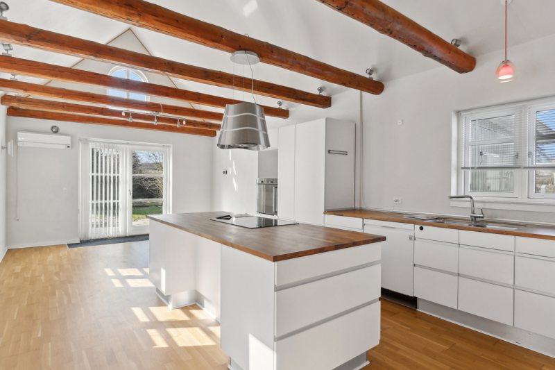 Property image number 6