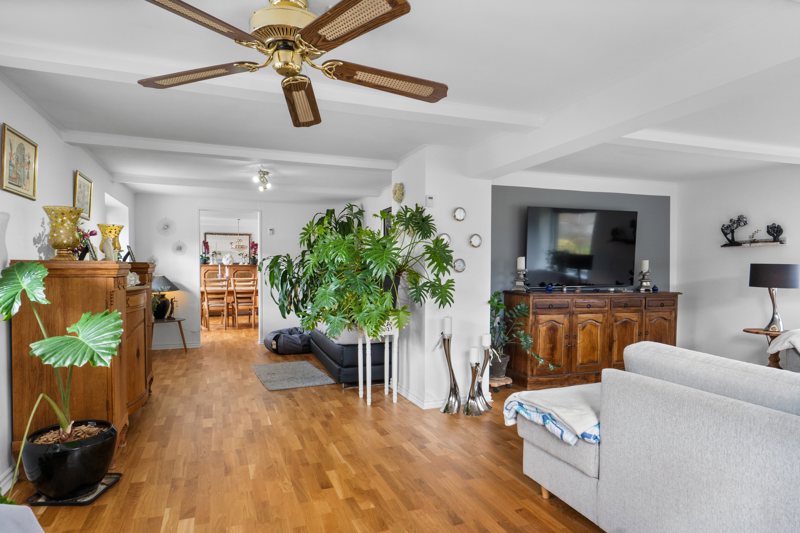 Property image number 3