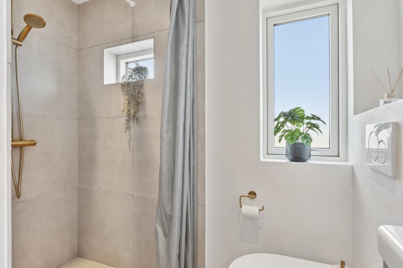 Property image number 6
