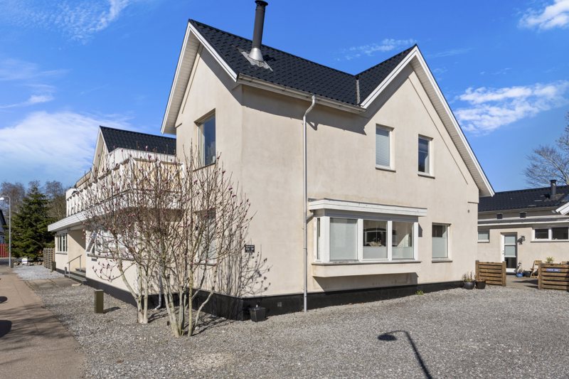 Property image number 2