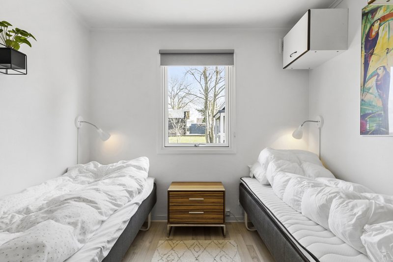 toggle-gallery-image