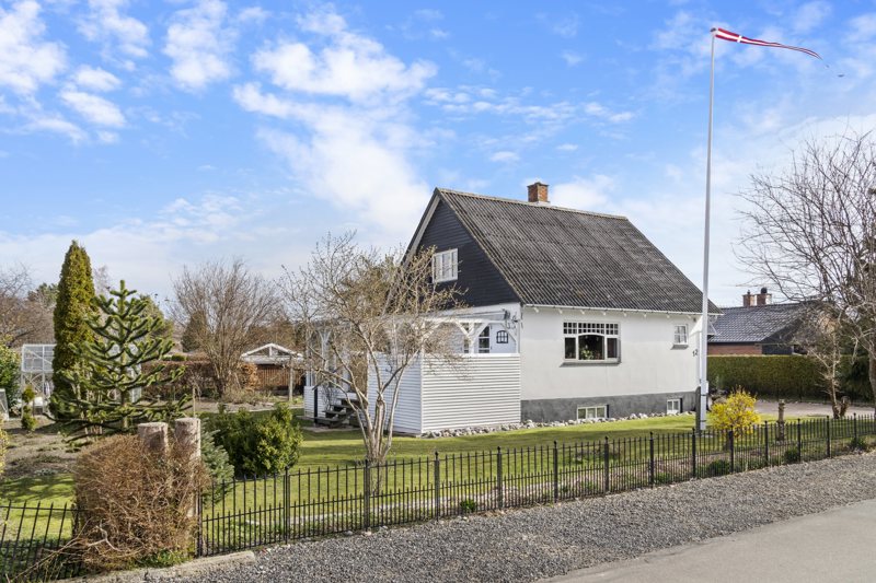 Property image number 2