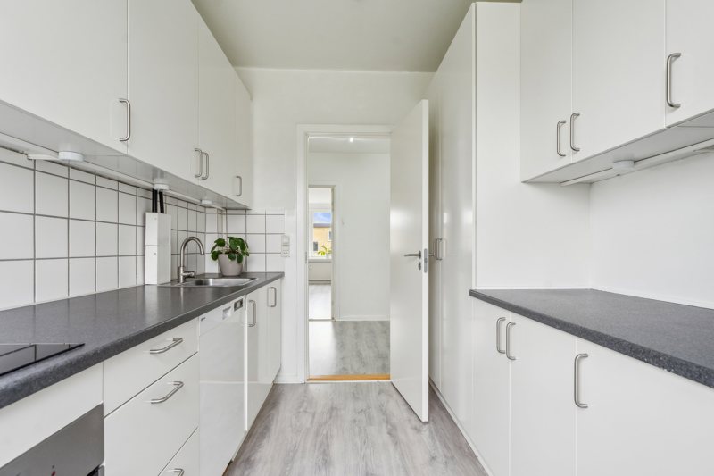 Property image number 2