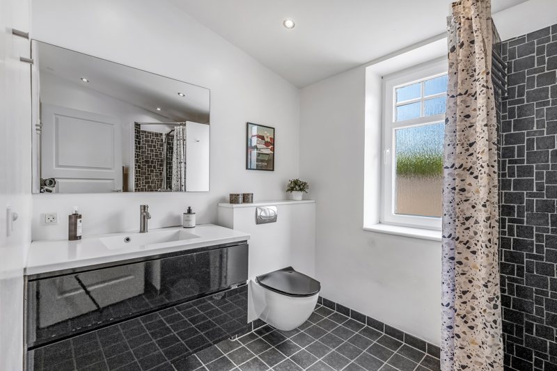 Property image number 5