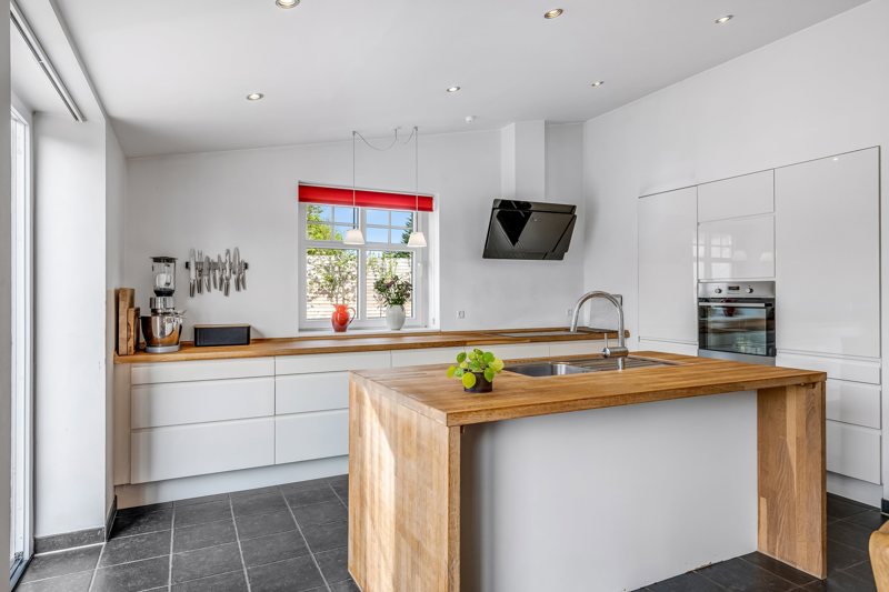Property image number 8