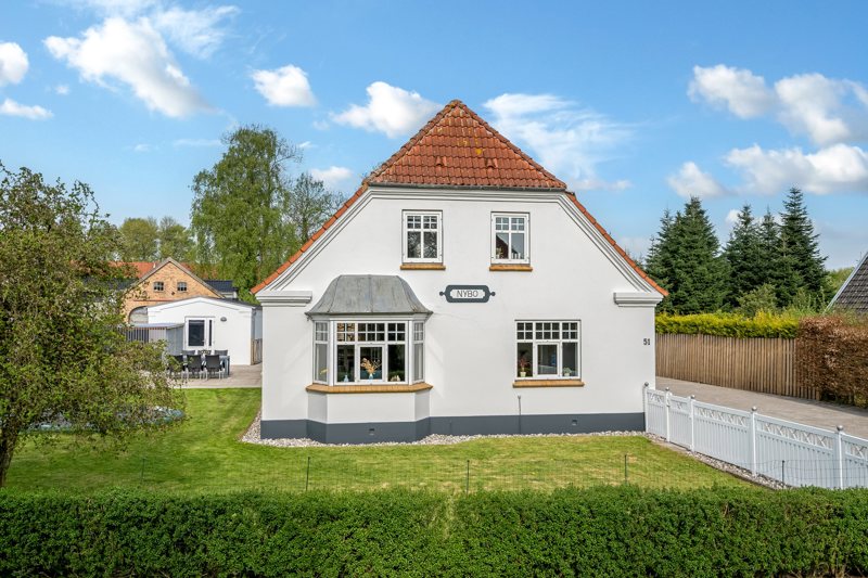 Property image number 2