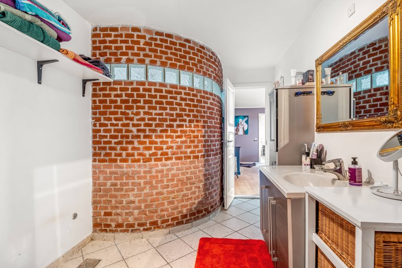 Property image number 6