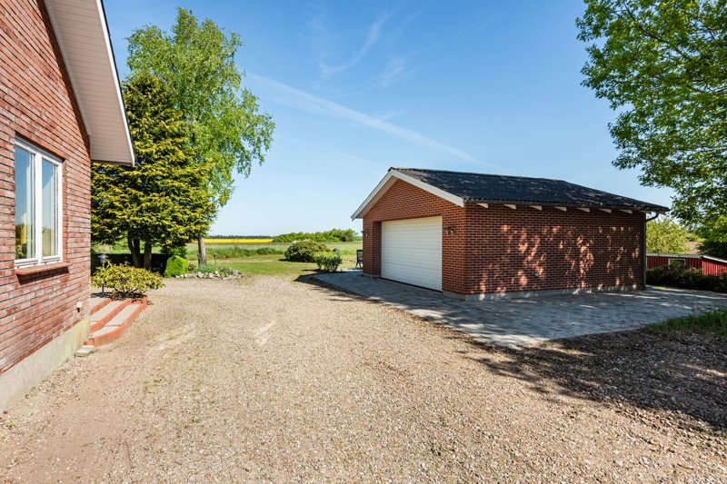 Property image number 2