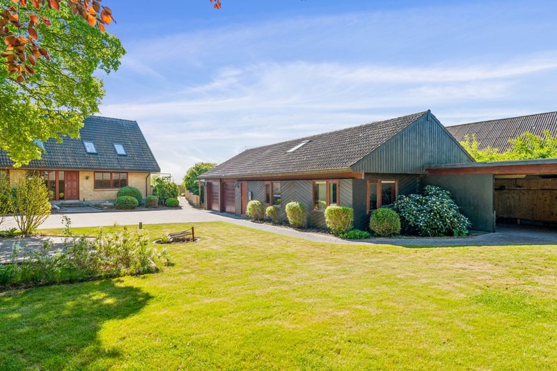 Property image number 2