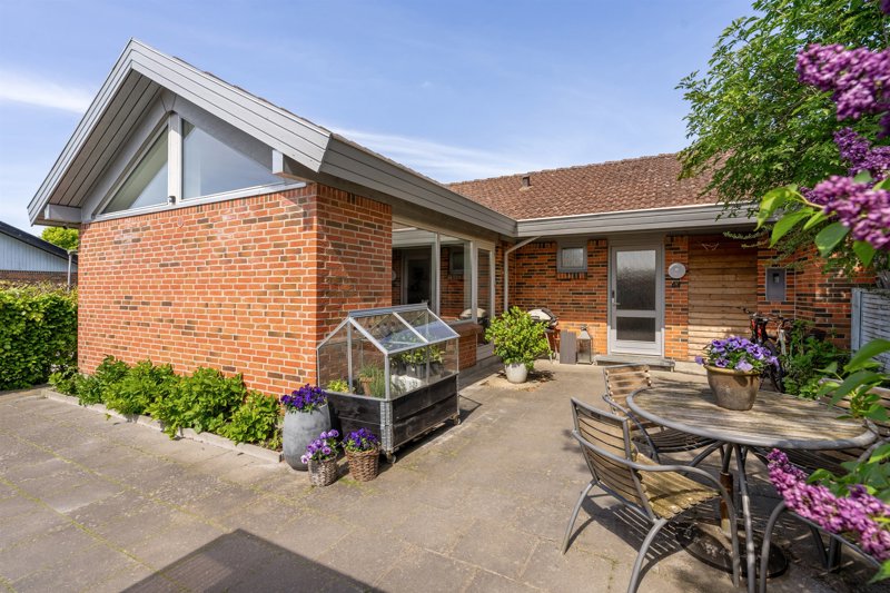 Property image number 1