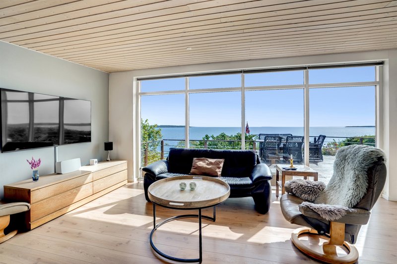 Property image number 2