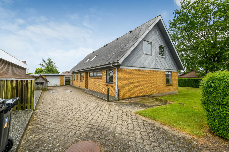 Property image number 1