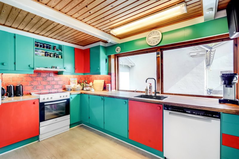 Property image number 9
