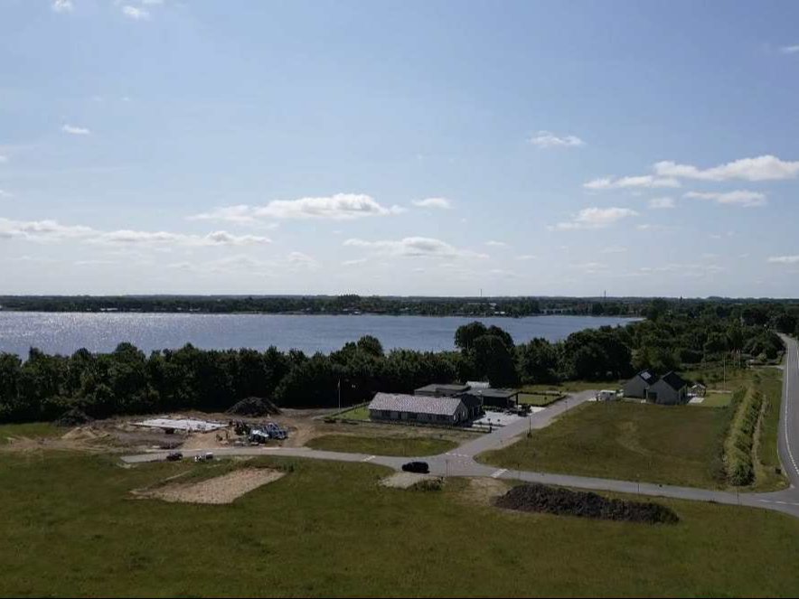 Land, 969 m²