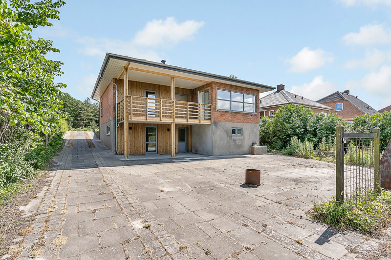 Property image number 2
