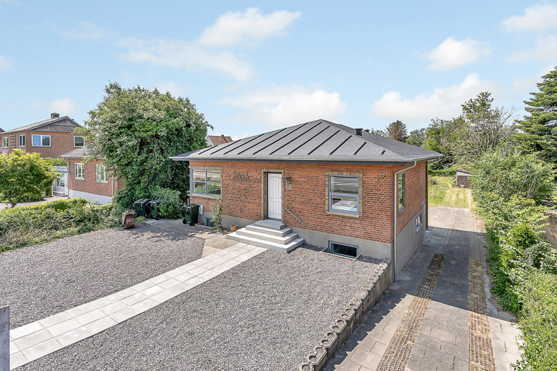 Property image number 1