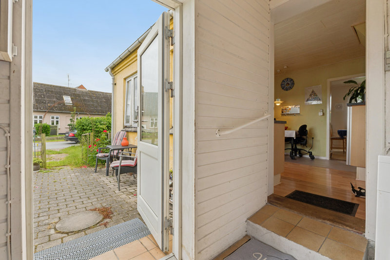 Property image number 2
