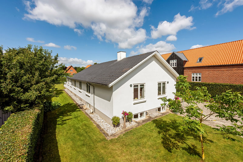Property image number 2