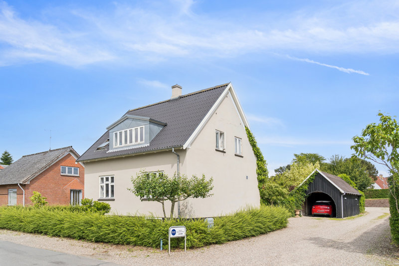 Property image number 2