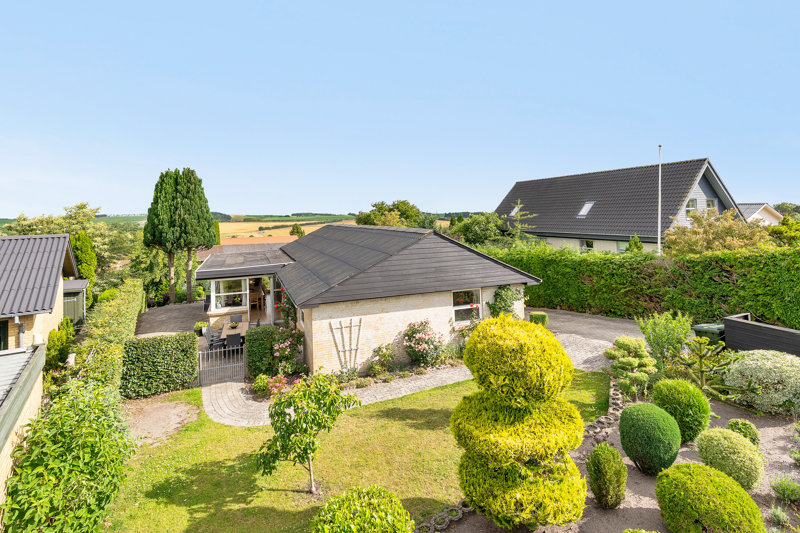 Property image number 2