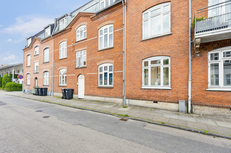 Property image number 2