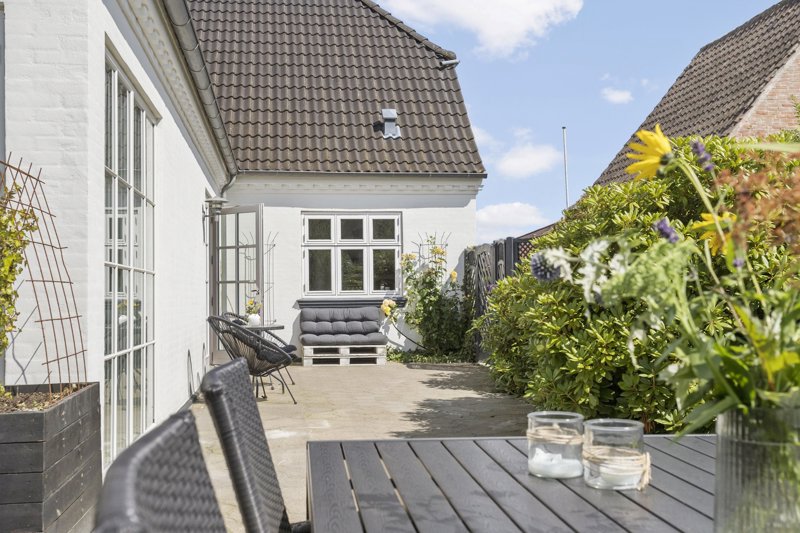 Property image number 2