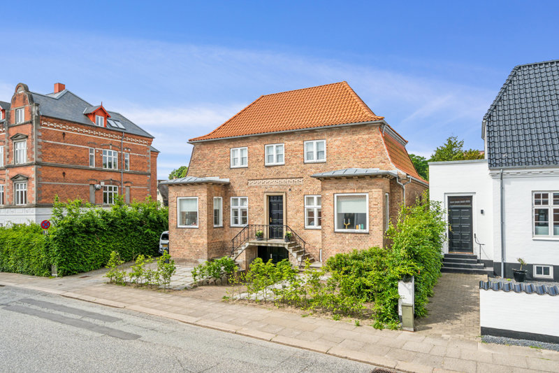 Property image number 1