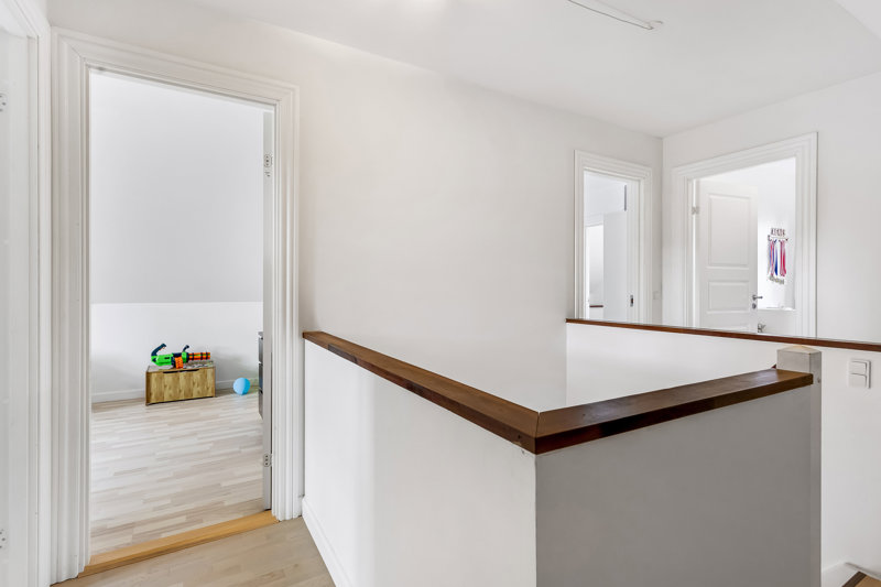 toggle-gallery-image