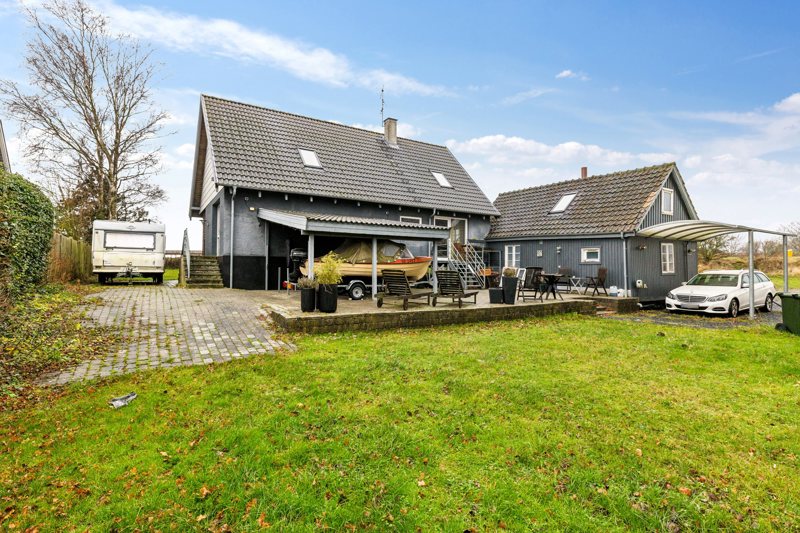Property image number 2