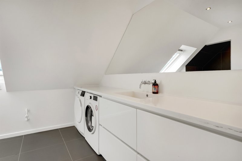 Property image number 8