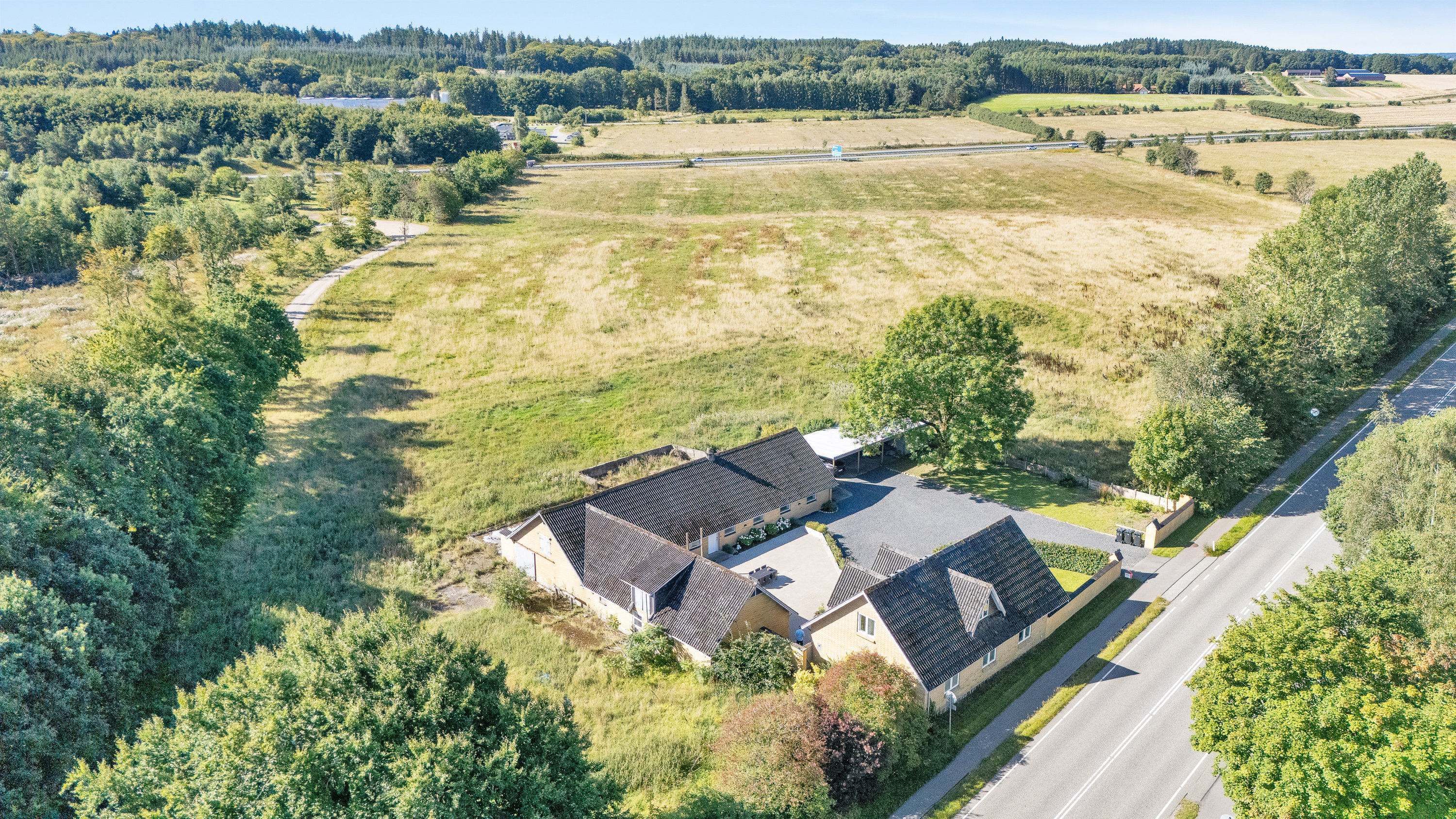 Landejendom på Linåvej 42 8600 Silkeborg.