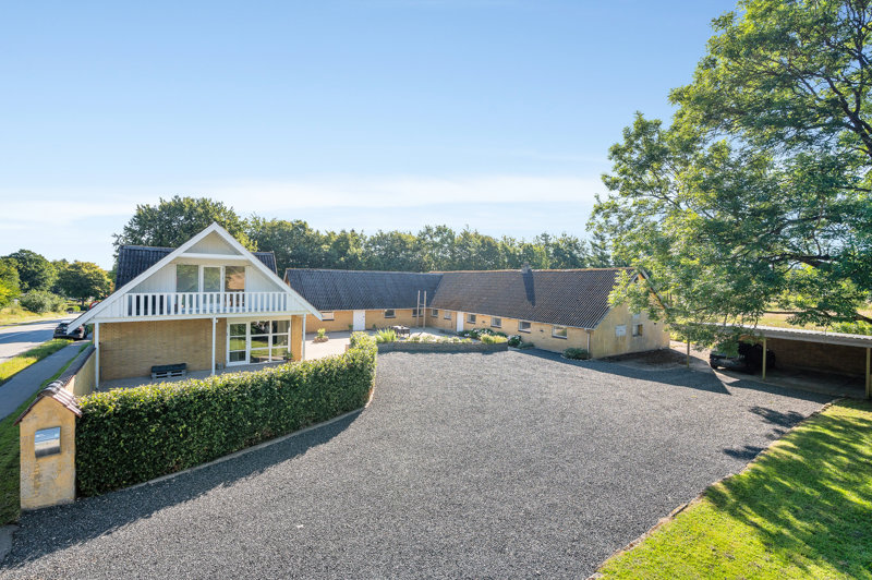 Property image number 2