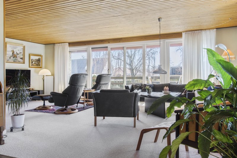 Property image number 8