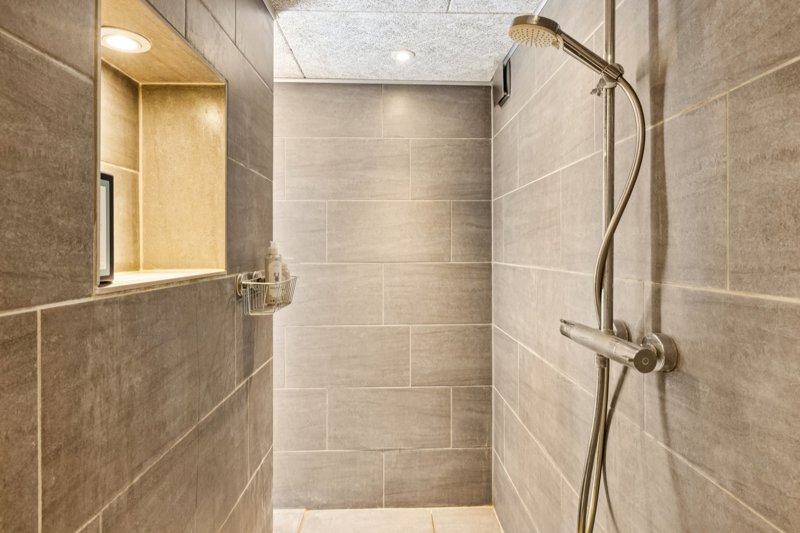Property image number 8