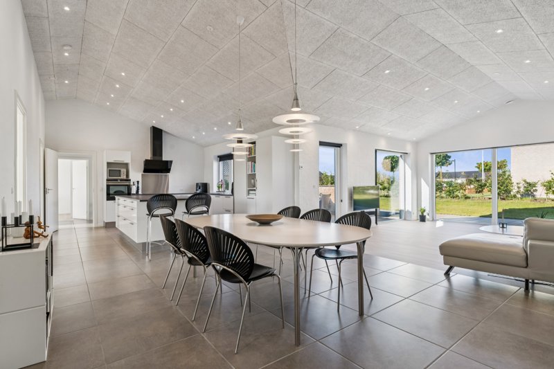 Property image number 8