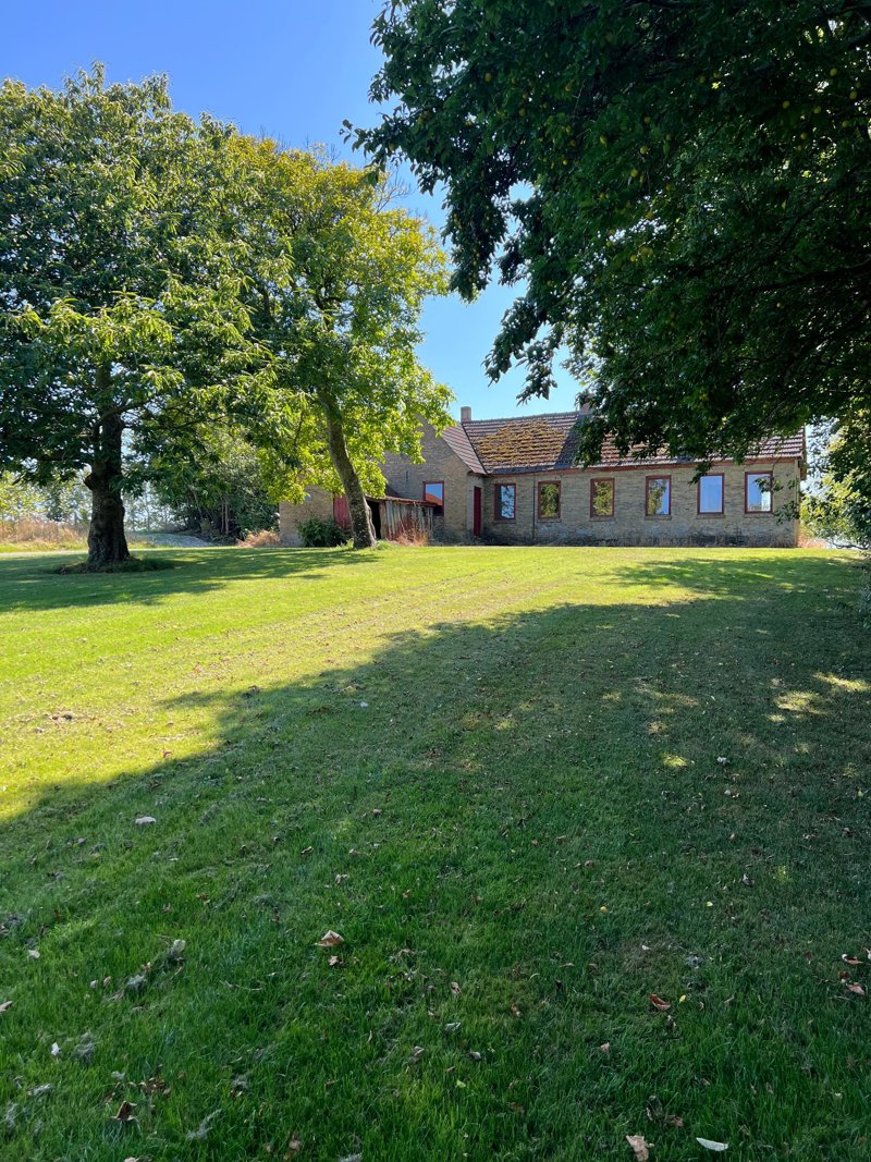 Property image number 2