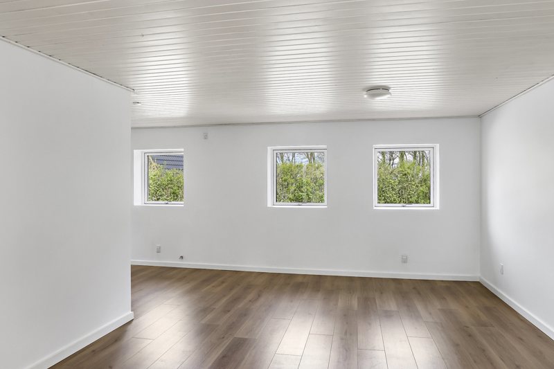 toggle-gallery-image