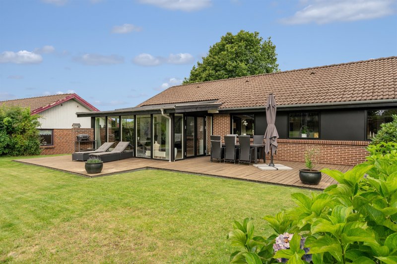 Property image number 1