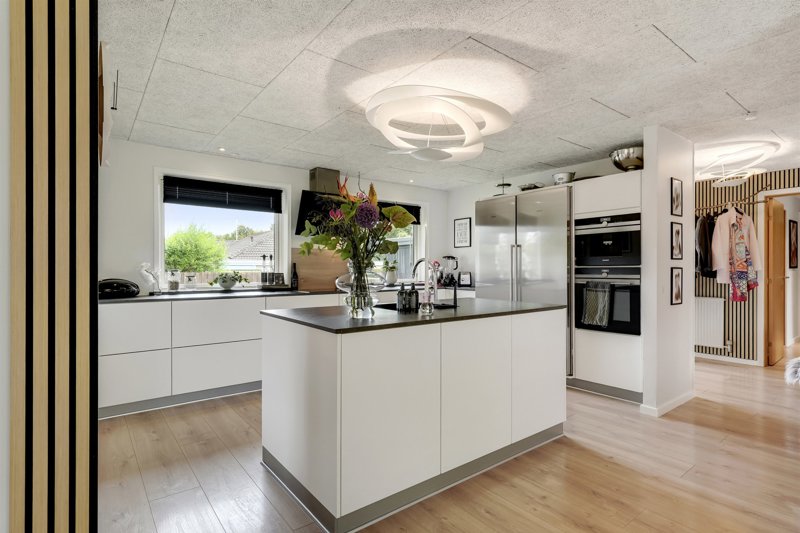 Property image number 2