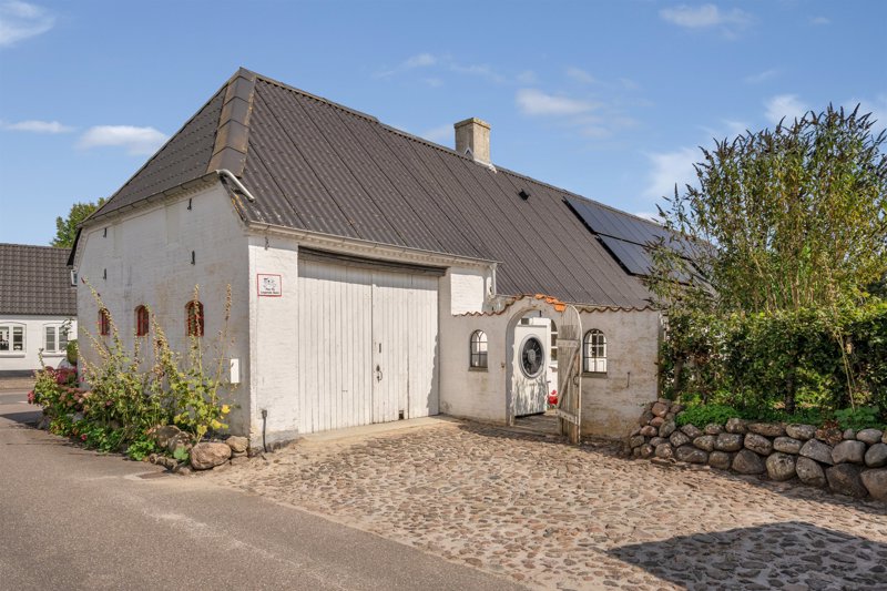 Property image number 1
