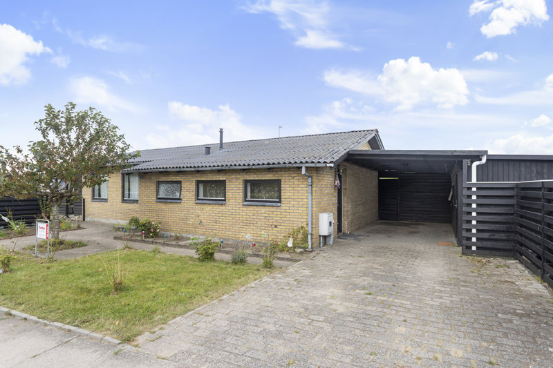 Property image number 2