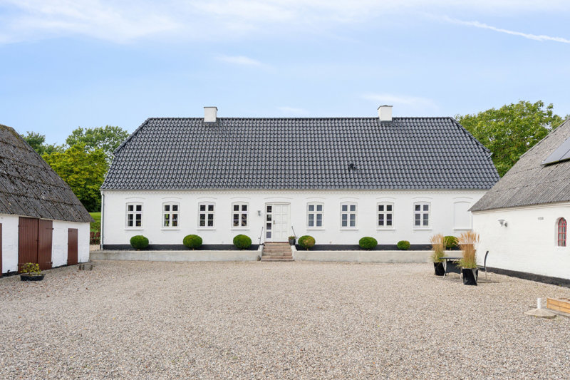 Property image number 2