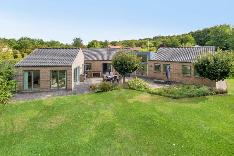Property image number 2