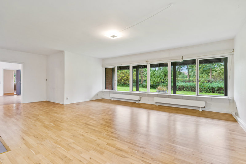 Property image number 8