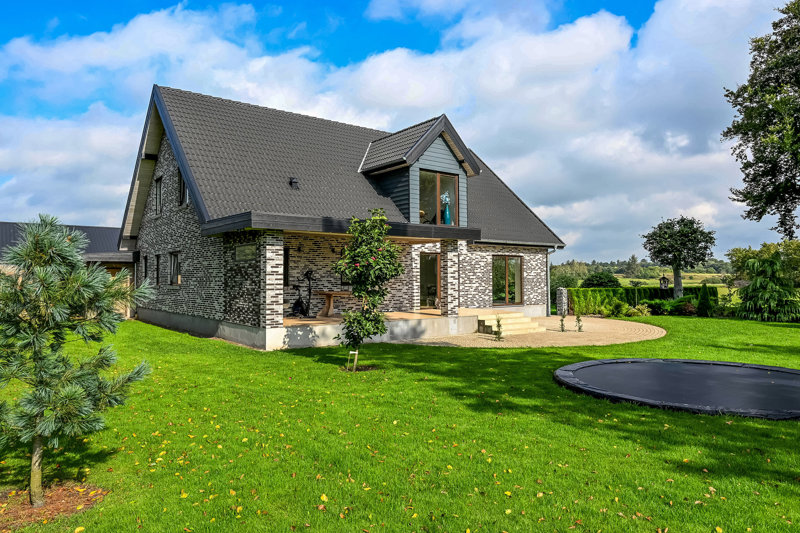 Property image number 2